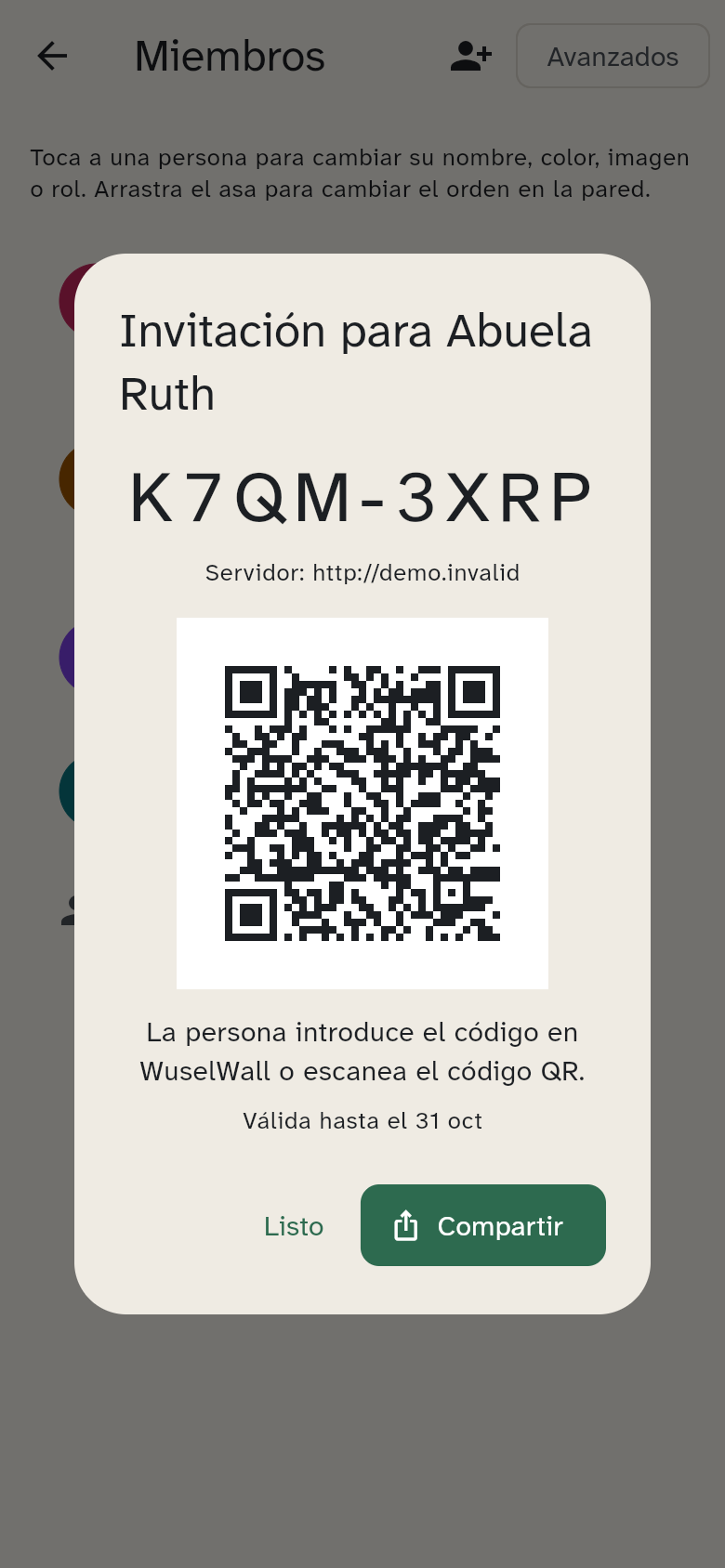 La invitación de Abuela Ruth con QR y opción de compartir