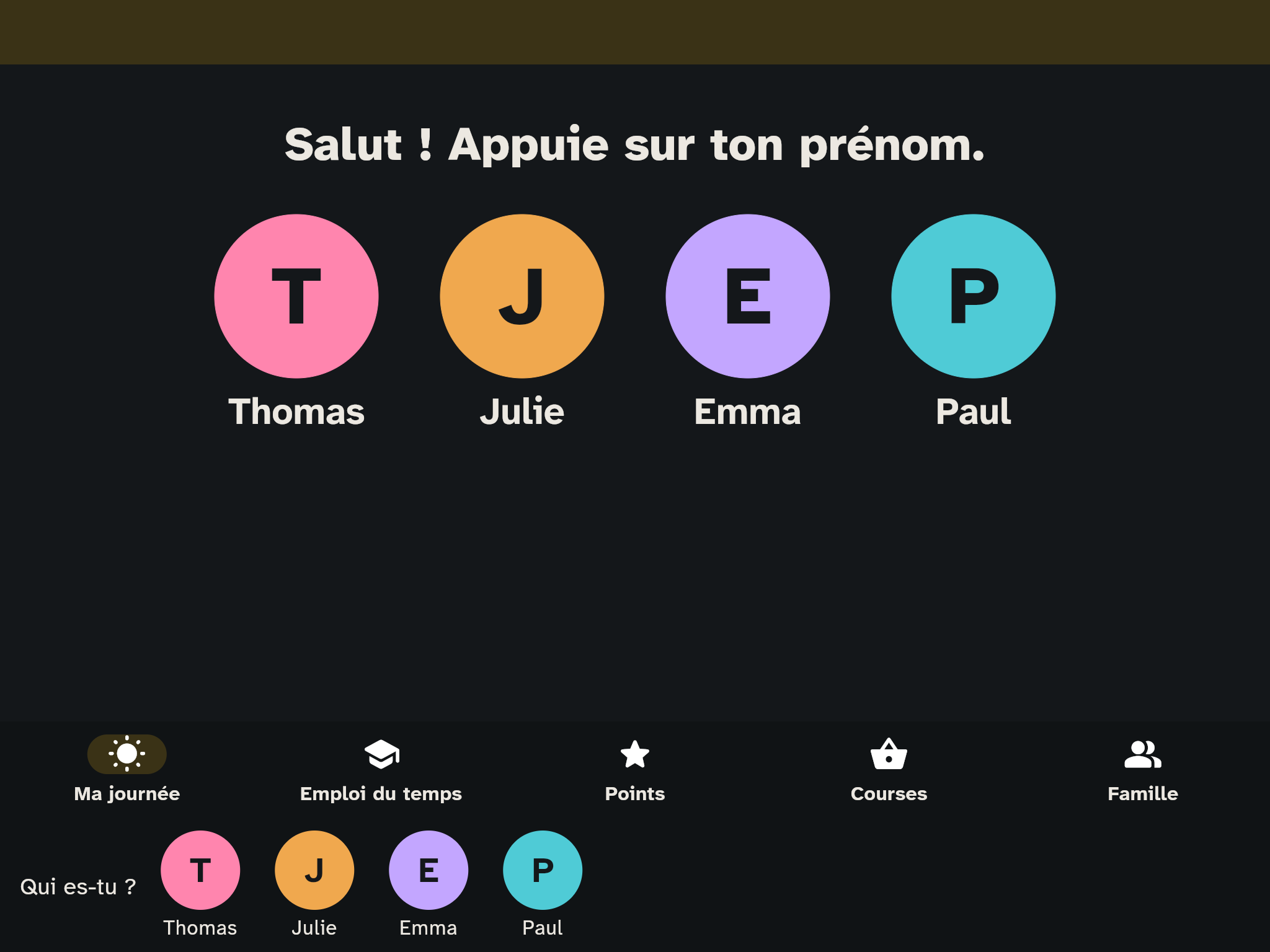 Les prénoms de la famille sur la tablette des enfants