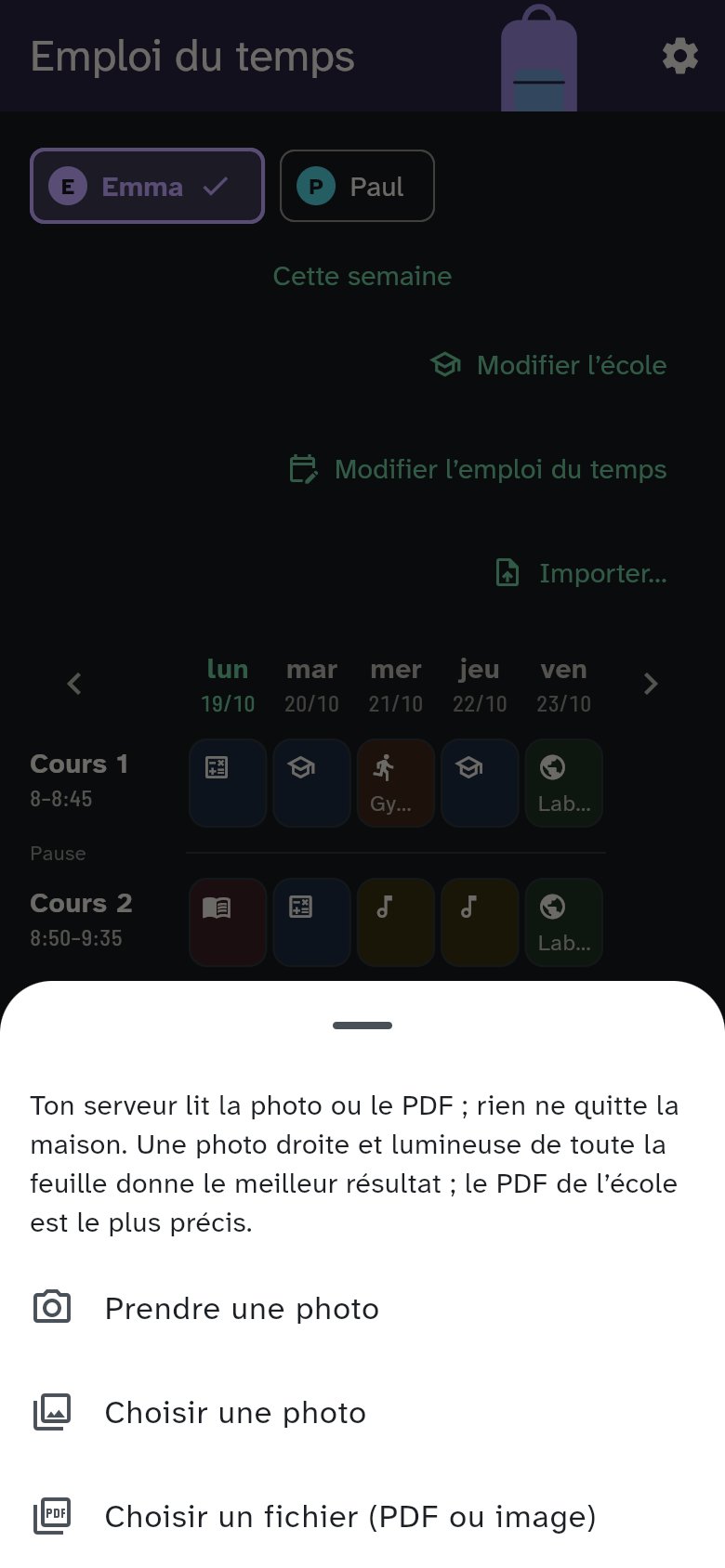 Scanner une photo : la remarque que le fichier reste à la maison, et les trois choix Prendre une photo, Choisir une photo et Choisir un fichier
